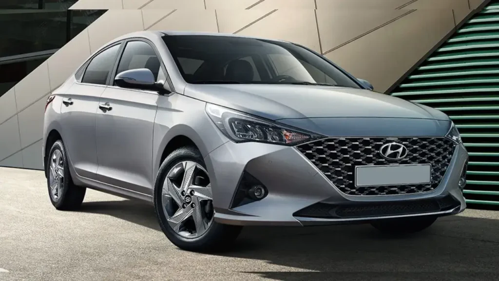 Hyundai-Accent-2023-gris